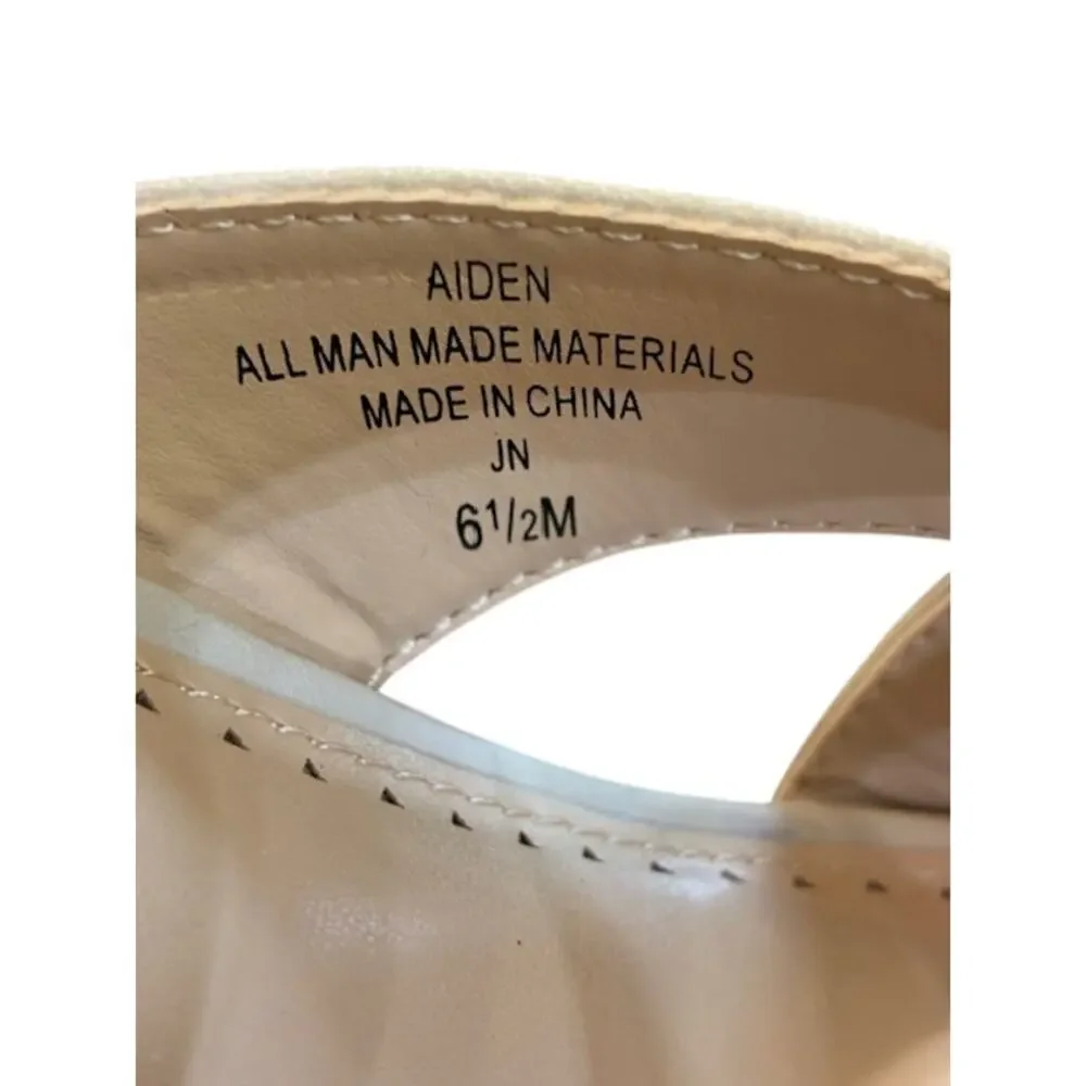 Adrienne Vittadini Aiden Wedge Sandal Dove ( Ivory) Size‎ 6.5 Medium